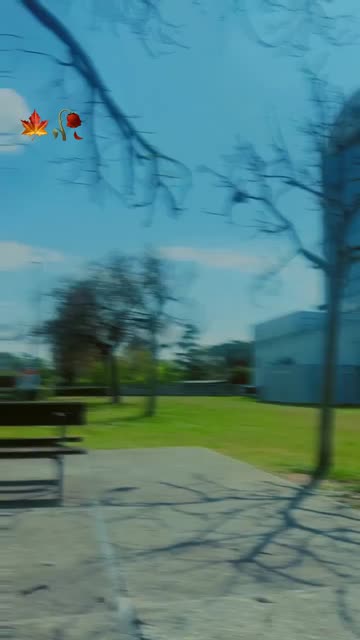 Preview for a Spotlight video that uses the SOFT BLUR Lens