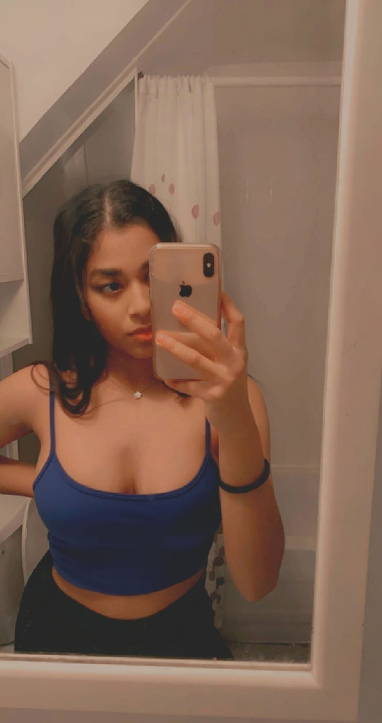 livbrownbaddie