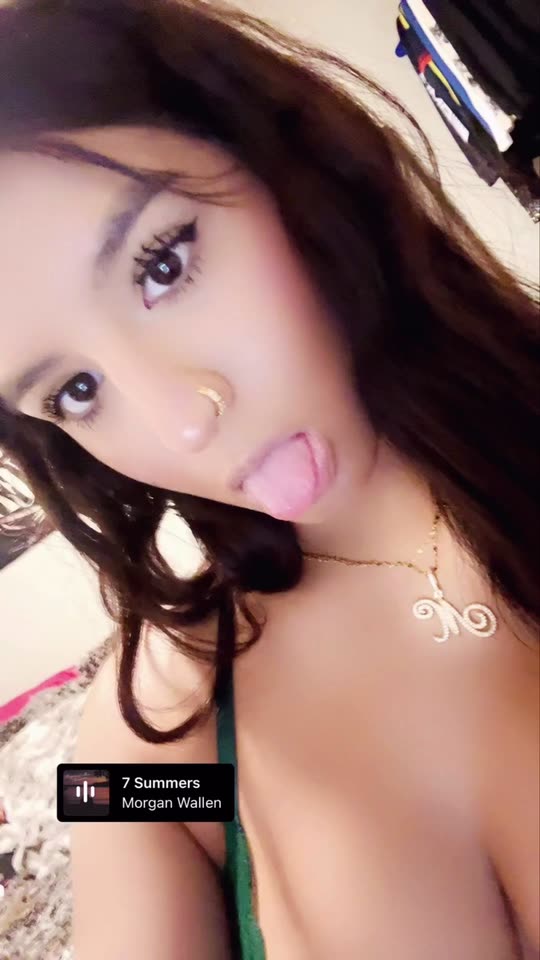 mmm.arianaa