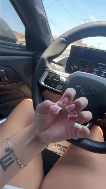 m3lany8