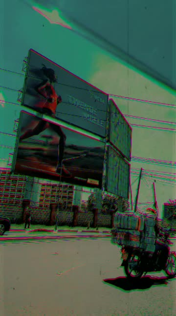 Preview for a Spotlight video that uses the Vintage Film 3 Lens