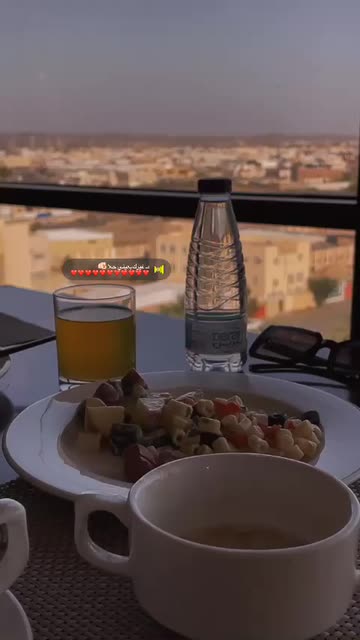 Preview for a Spotlight video that uses the Espresso Lens