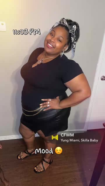 stepmom in short dress Curly Head Cutie 💖 Showcasing Her CFWM Look with Yung