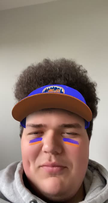 Preview for a Spotlight video that uses the Mets Hat Lens