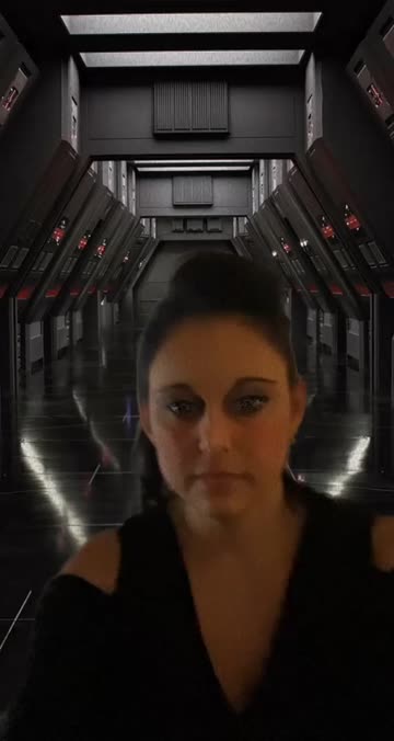 Preview for a Spotlight video that uses the Star Wars Hallway Lens