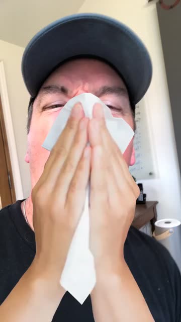 Preview for a Spotlight video that uses the Sneeze face Lens
