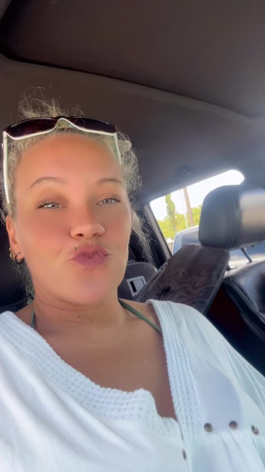 alexismfbennett