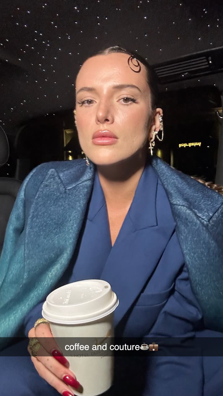 محتوى سناب شات لـ Bella Thorne