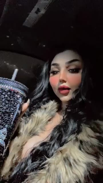 Preview for a Spotlight video that uses the marge Lens