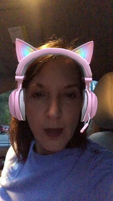 Preview for a Spotlight video that uses the kitty headset Lens