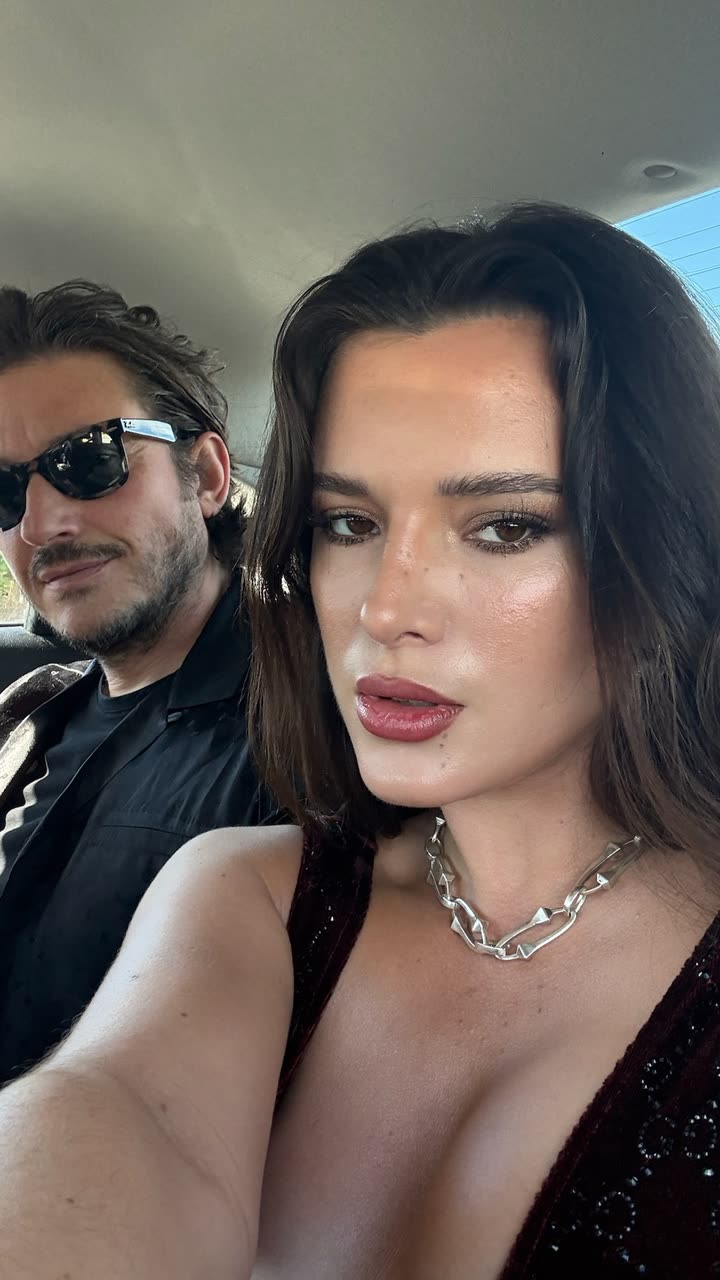 محتوى سناب شات لـ Bella Thorne