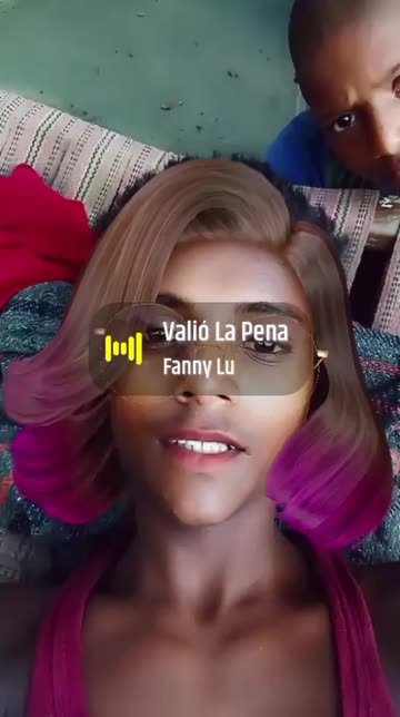 Preview for a Spotlight video that uses the Stylish Character Lens