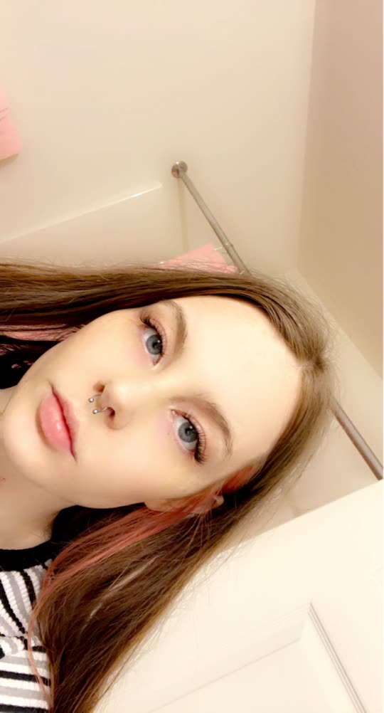nikkylilly
