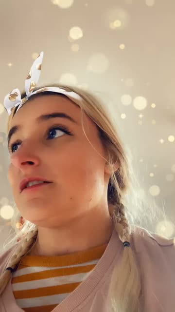Preview for a Spotlight video that uses the Dotted Bow Lens