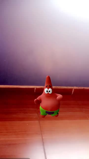 Preview for a Spotlight video that uses the Patrick Star Lens