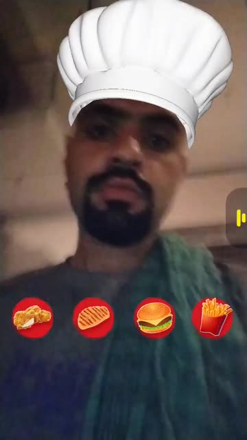 Preview for a Spotlight video that uses the Chef Hat Catch Lens