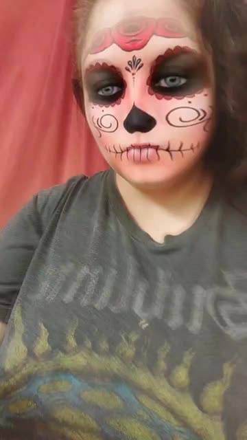 Preview for a Spotlight video that uses the MexicanSkull Lens
