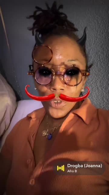 Preview for a Spotlight video that uses the possedé Lens