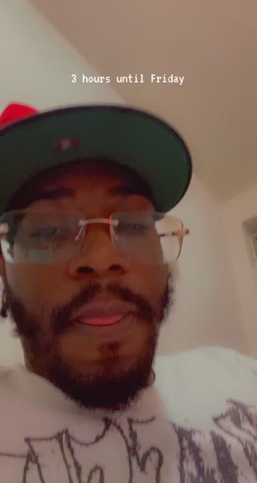Preview for a Spotlight video that uses the Friday Counter Lens