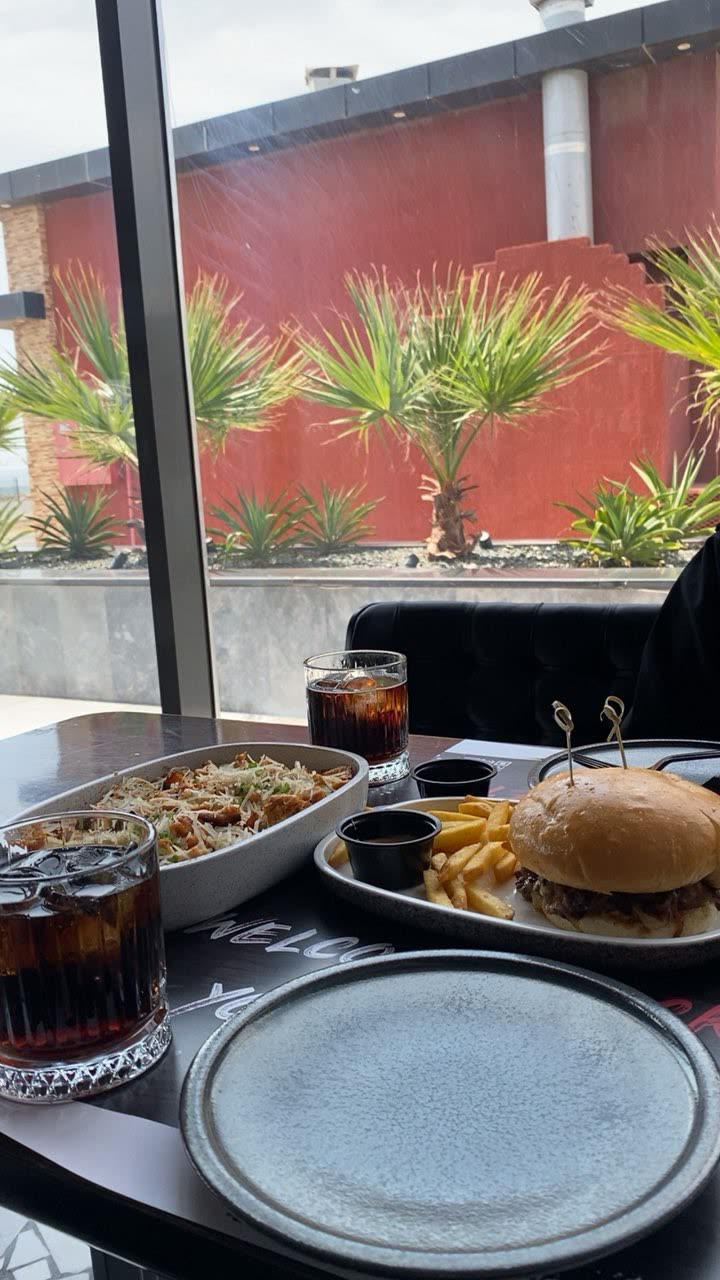 محتوى سناب شات لـ 𝐌𝐎𝐍𝐀︎.