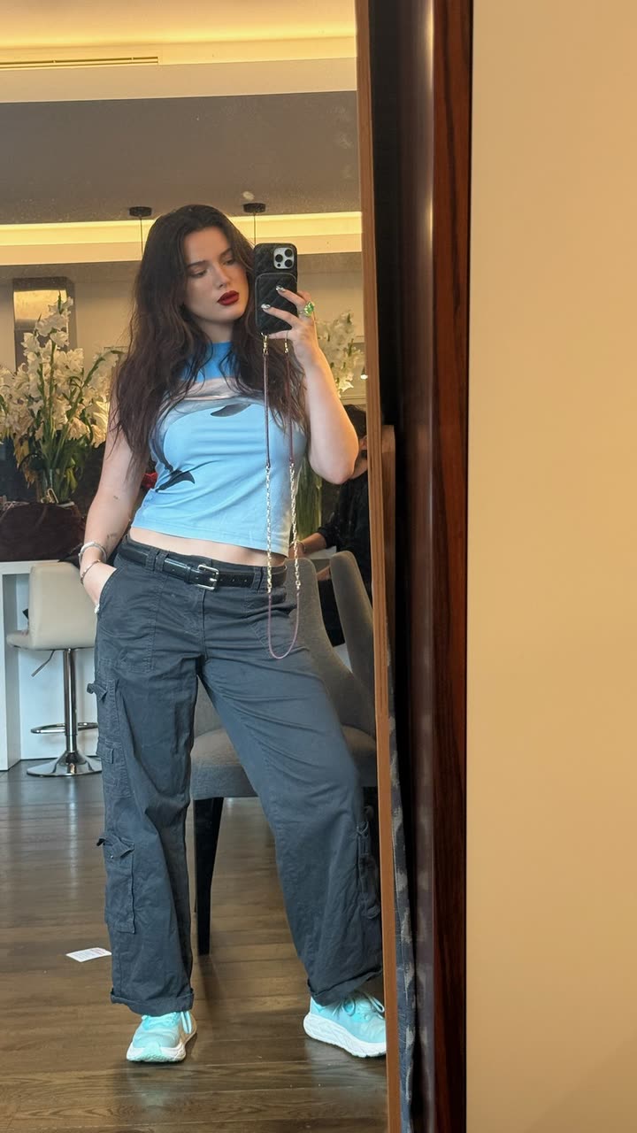 محتوى سناب شات لـ Bella Thorne