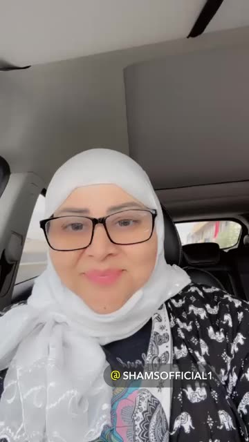 Preview for a Spotlight video that uses the girl face 3 Lens