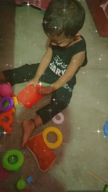Preview for a Spotlight video that uses the Soft Stars Lens