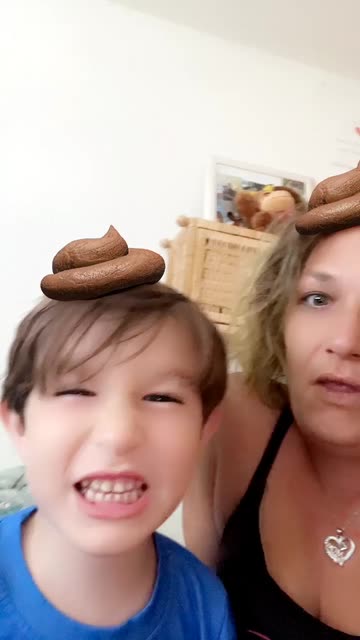 Preview for a Spotlight video that uses the Funny Poop Lens