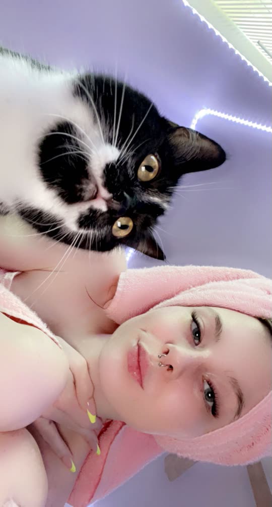 nikkylilly