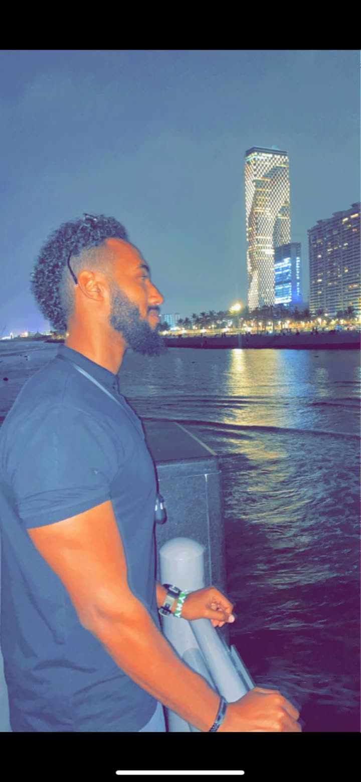 محتوى سناب شات لـ Dr.Yahya Adel 🩺 💛🖤