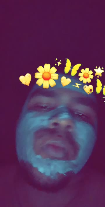 Preview for a Spotlight video that uses the yellow crown Lens