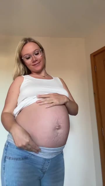 pregnantjenny