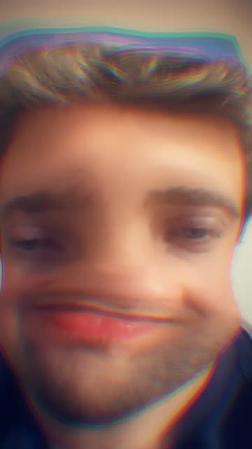 Preview for a Spotlight video that uses the Distortion Lens