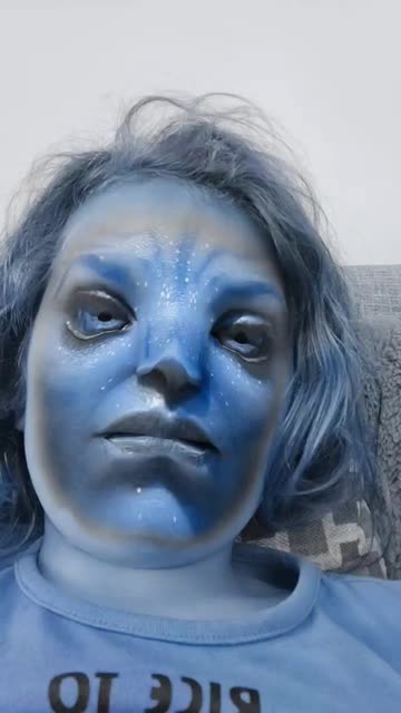 Preview for a Spotlight video that uses the Avatar Lens