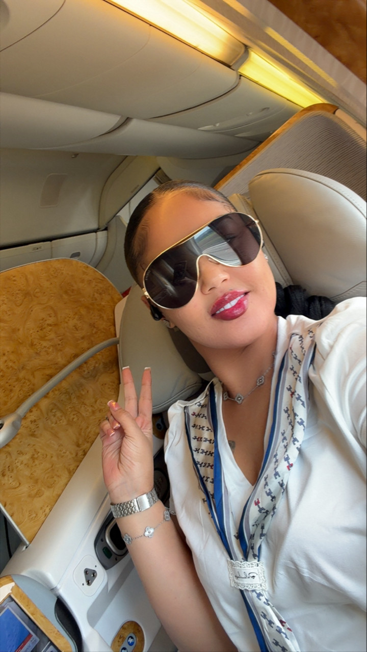 محتوى سناب شات لـ Bijou Siraba