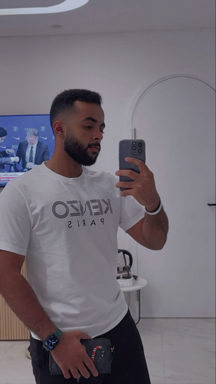 قصة سناب شات للحساب heyitseyad رقم 271
