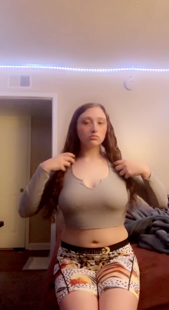 yagirlbiglex