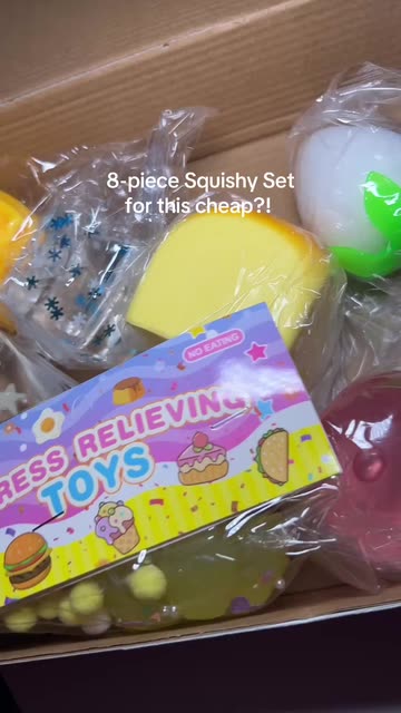 Liz 💕 Opens 8-Piece Squishy Fun Box! Unboxing & Review | Video by
