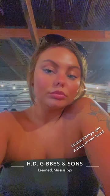 Preview for a Spotlight video that uses the Tan Lens