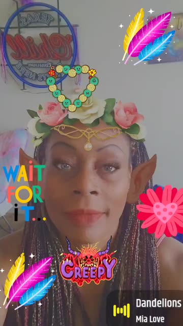 Preview for a Spotlight video that uses the Elf Crown Lens