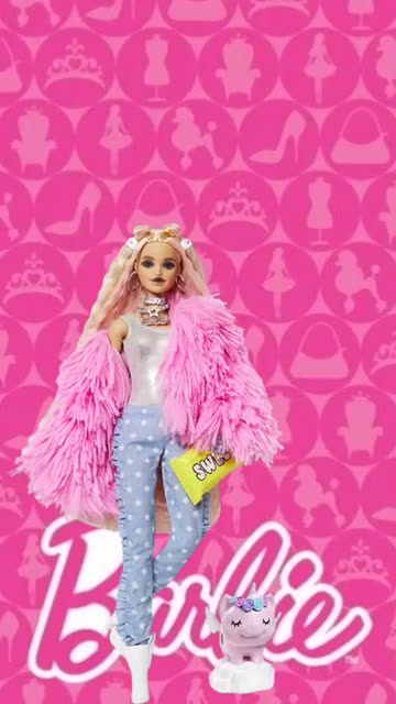 Preview for a Spotlight video that uses the swag barbie Lens