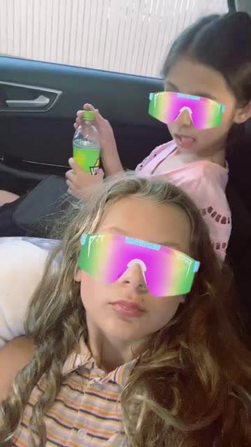 Preview for a Spotlight video that uses the Viper Glasses Lens