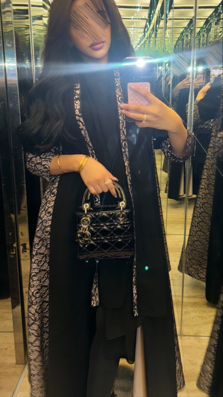محتوى سناب شات لـ ام قمّر🍒.