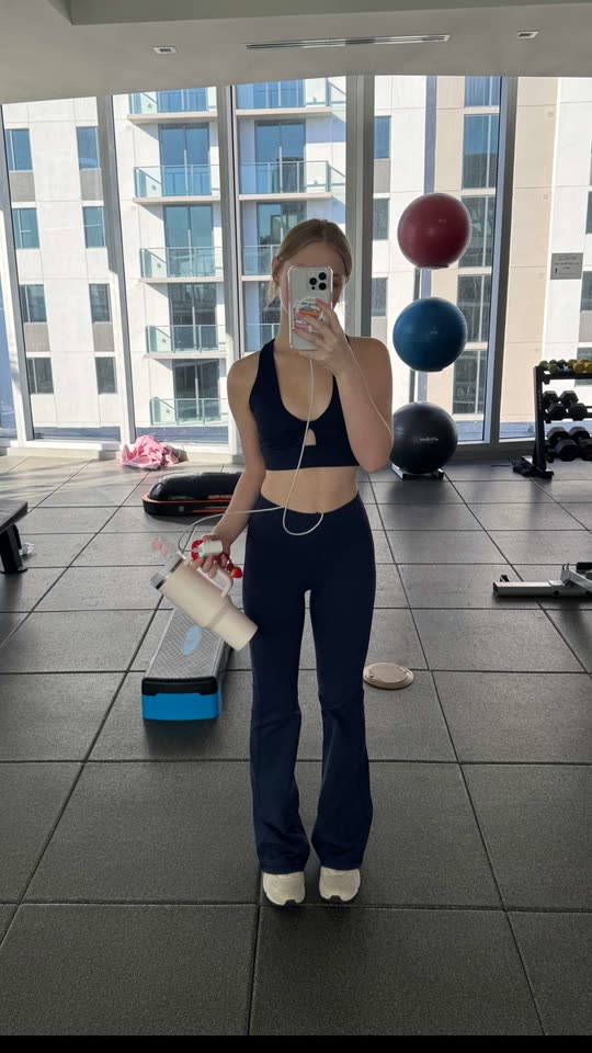 ava.cherrry