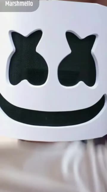 Preview for a Spotlight video that uses the marshmallow Lens