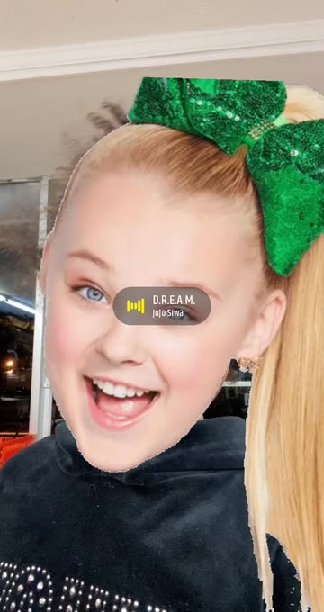Preview for a Spotlight video that uses the jojo siwa Lens