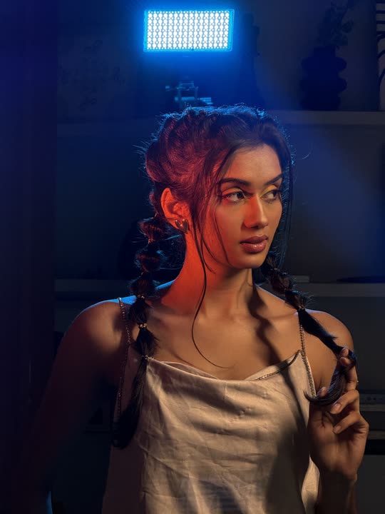 vidhi808