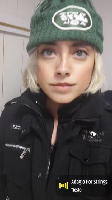 Preview for a Spotlight video that uses the Light Eyes  Lens