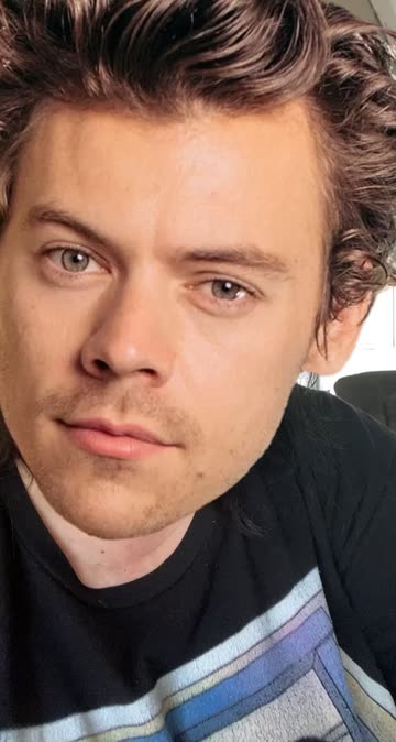 Preview for a Spotlight video that uses the harry styles Lens