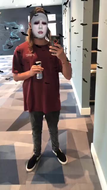 Preview for a Spotlight video that uses the vampire teeth Lens
